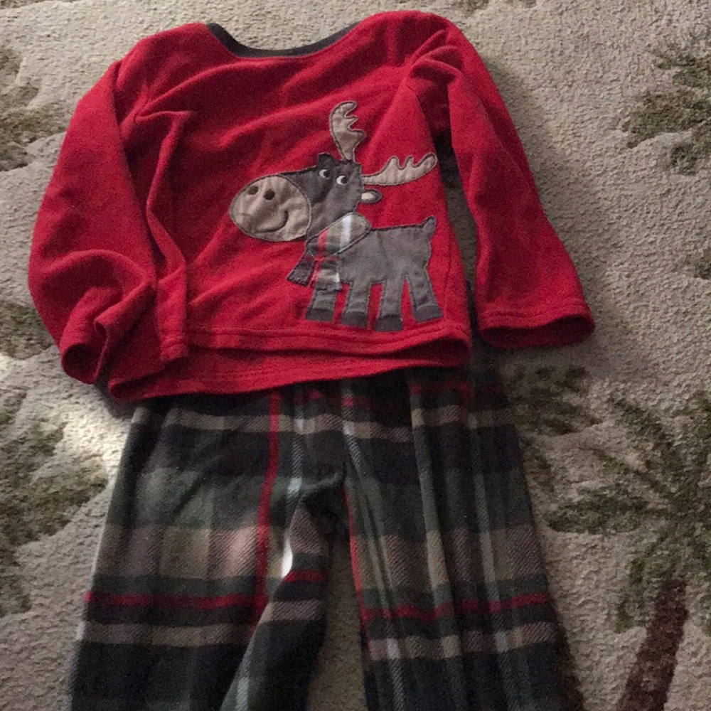 Boy’s Pajama Set (used)